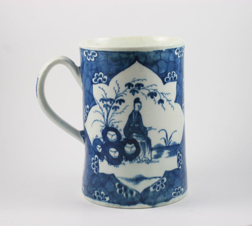 First Period Worcester Porcelain Tankard In Excellent Condition In New York, NY